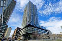 413 - 30 ROEHAMPTON AVENUE Toronto