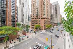 402 - 1121 BAY STREET Toronto