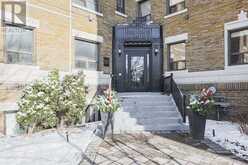 203 - 2837 YONGE STREET Toronto