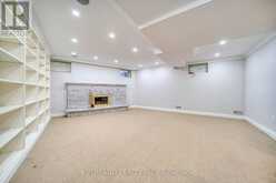 8 ELLIOTWOOD COURT Toronto