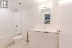 1532 - 230 SIMCOE STREET Toronto