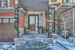 8 LAMPMAN DRIVE Toronto