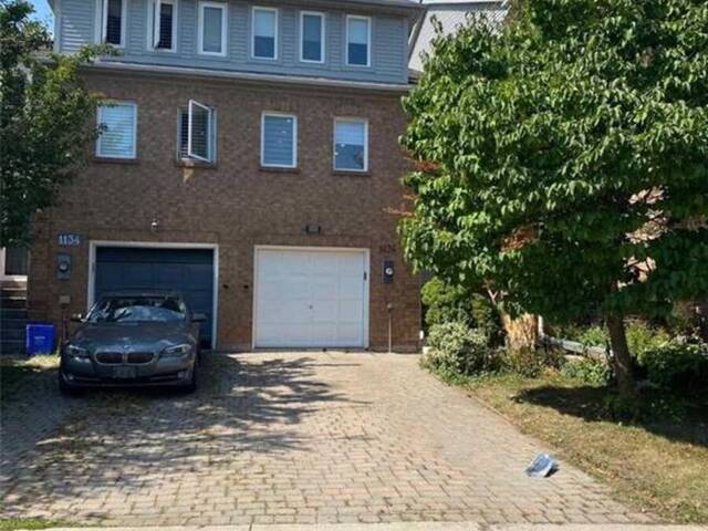 1136 LINGDSAY DRIVE S Oakville Ontario