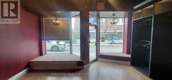 4 - 15263 YONGE STREET Aurora