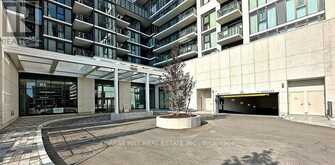 805 - 9000 JANE STREET Vaughan