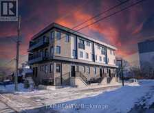 2 - 17 PETER STREET Kitchener