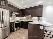 TH17 - 7 OAKBURN CRESCENT Toronto