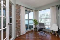 708 ST - 99 HARBOUR SQUARE Toronto