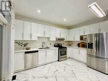 12 HARVEST HILLS BOULEVARD East Gwillimbury