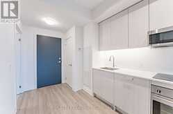 526 - 250 LAWRENCE AVENUE W Toronto