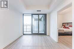 526 - 250 LAWRENCE AVENUE W Toronto