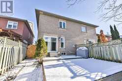 6 FOXTAIL RIDGE Newmarket