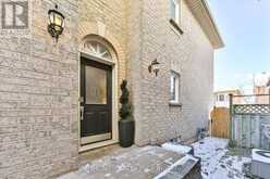 6 FOXTAIL RIDGE Newmarket