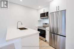 UPPER - 20 KEWBEACH AVENUE Toronto