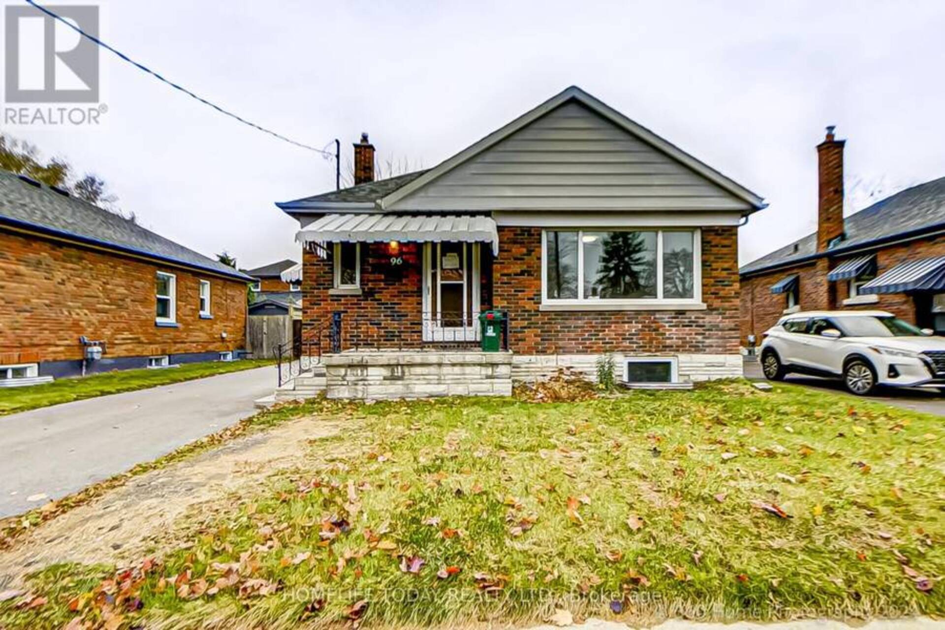 96 OAKES AVENUE Oshawa