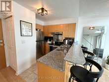 507 - 18 MERTON STREET Toronto