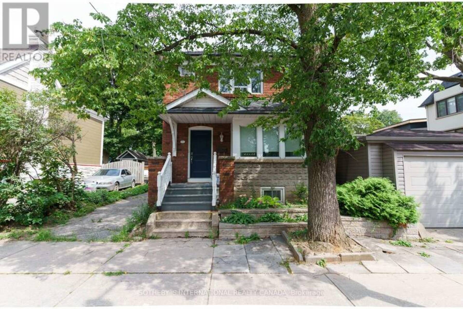 1565 MOUNT PLEASANT ROAD Toronto