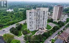 612 - 3077 WESTON ROAD N Toronto