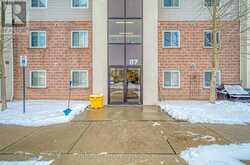 301 - 87 ASPEN SPRINGS DRIVE Clarington