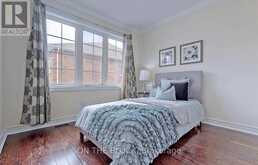 3761A ST CLAIR AV AVENUE E Toronto