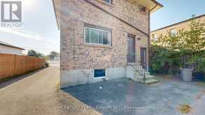 184 SIMCOE STREET London