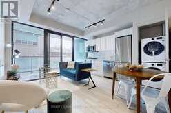 202 - 458 RICHMOND STREET W Toronto