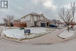 1351 UPPER PARADISE ROAD W Hamilton