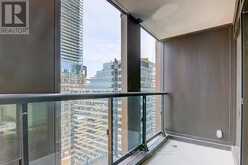 1909 - 238 SIMCOE STREET Toronto