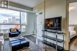 419 - 23 GLEBE ROAD W Toronto