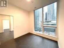 902 - 15 MERCER STREET Toronto