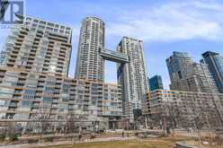 4216 - 15 ICEBOAT TERRACE Toronto