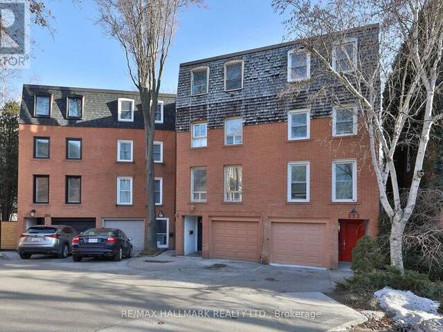 225 ROSLIN AVENUE Toronto Ontario