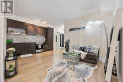 802 - 435 RICHMOND STREET W Toronto