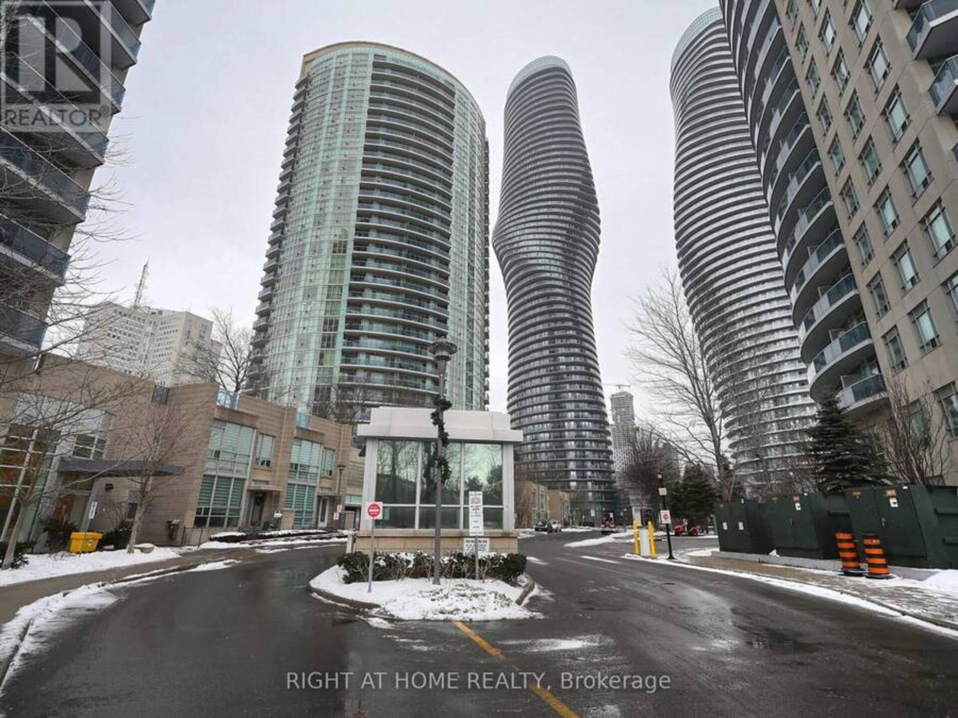 908 - 90 ABSOLUTE AVENUE Mississauga