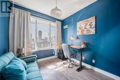 905 - 28 LINDEN STREET W Toronto