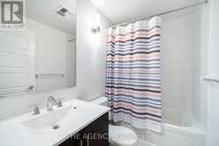 905 - 28 LINDEN STREET W Toronto