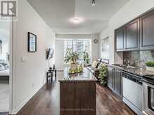 809 - 215 FORT YORK BOULEVARD Toronto