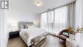 518 - 30 INN ON THE PARK DRIVE Toronto