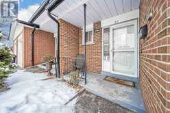 27 VODDEN COURT Brampton