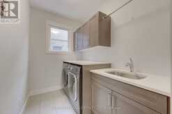 2194 WESTPOINT HEIGHTS London