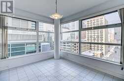 1005 - 50 LOMBARD STREET Toronto