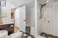 36 - 208 NIAGARA STREET Toronto