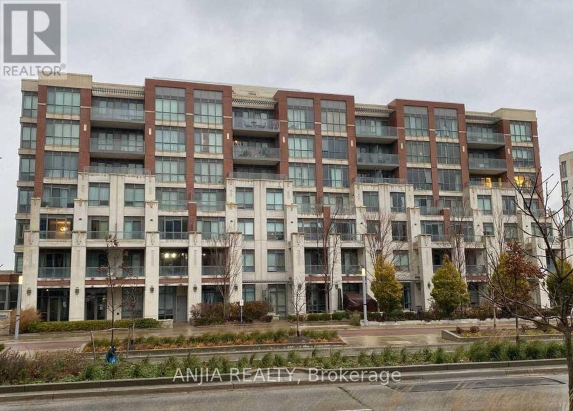 608 - 21 UPPER DUKE CRESCENT Markham