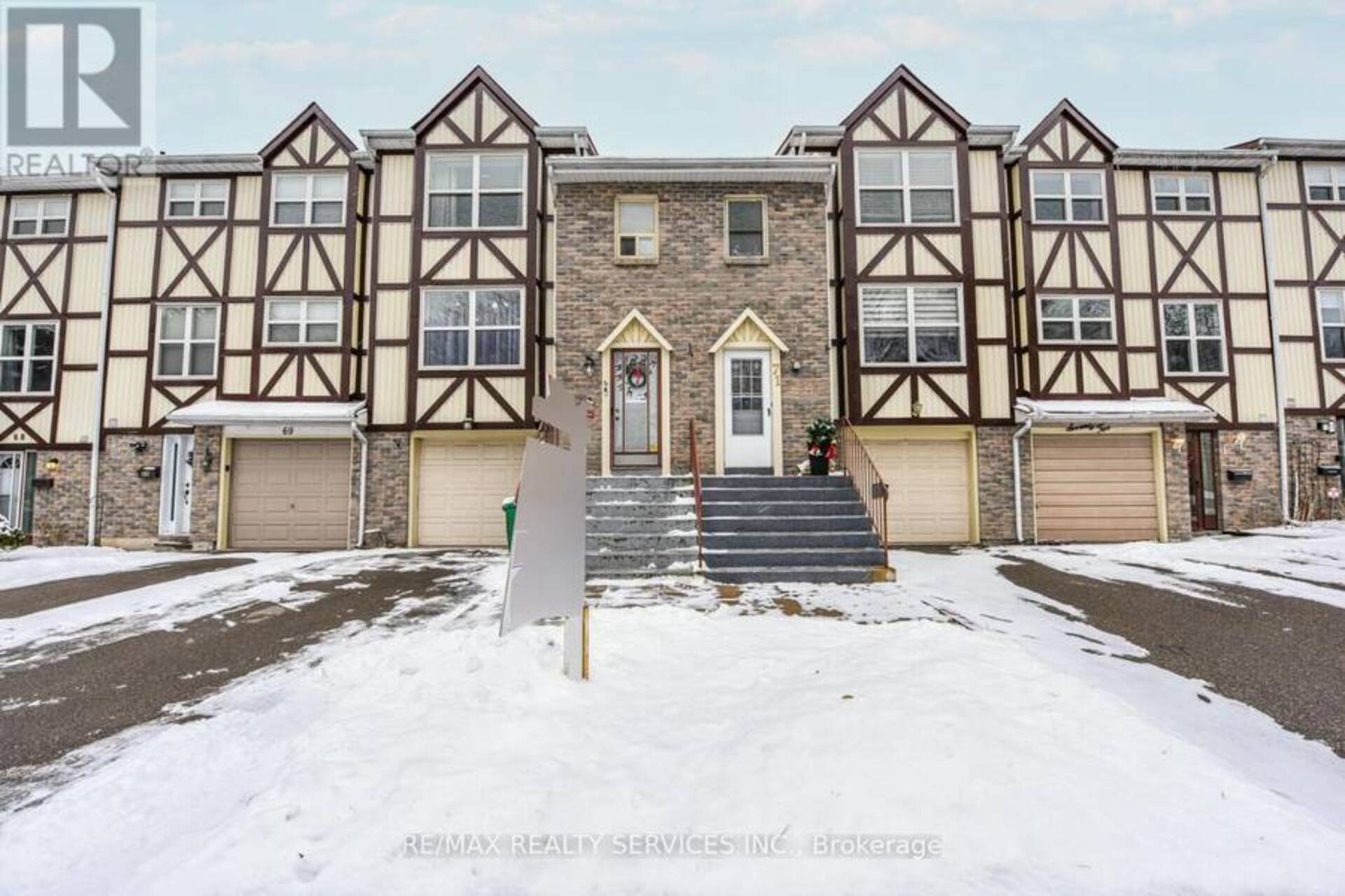 70 - 70 MORLEY CRESCENT Brampton