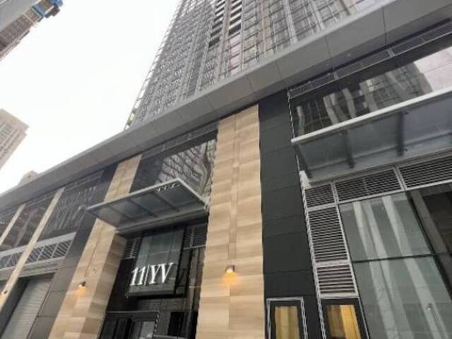 1202 - 11 YORKVILLE AVENUE Toronto Ontario