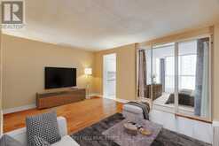 2703 - 633 BAY STREET Toronto