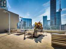 302 - 126 SIMCOE STREET Toronto