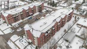 405 - 157 WELLINGTON STREET E New Tecumseth