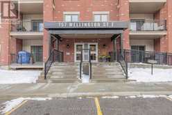 405 - 157 WELLINGTON STREET E New Tecumseth