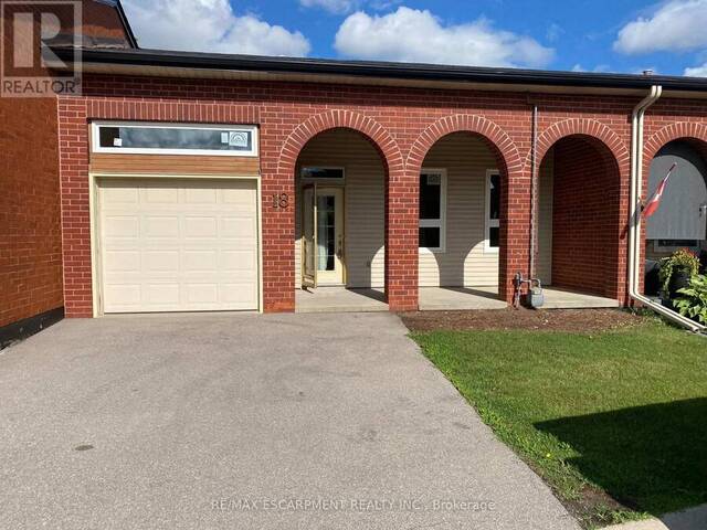 18 ARCHDEACON CLARK TRAIL Hamilton Ontario